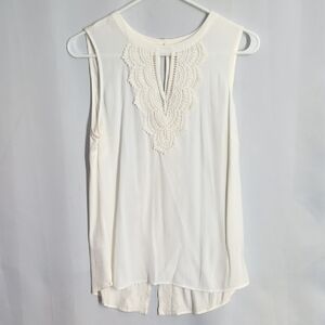 Elegant White Sleeveless Top